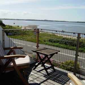 Udsigt mod vest over fjorden